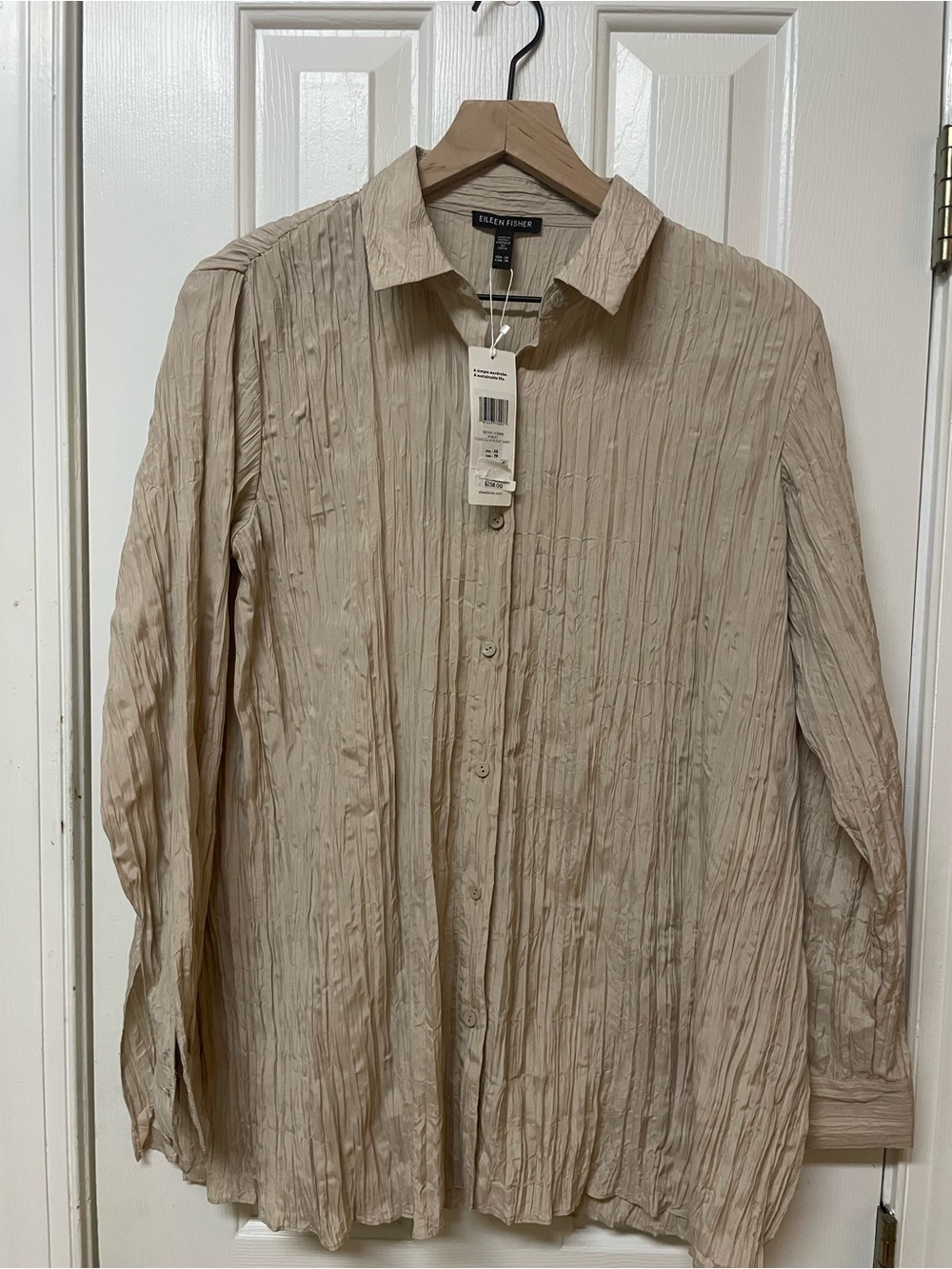 NWT Eileen Fisher Beige Crinkle Silk Button Front Shirt